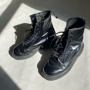 Doc martens black mono